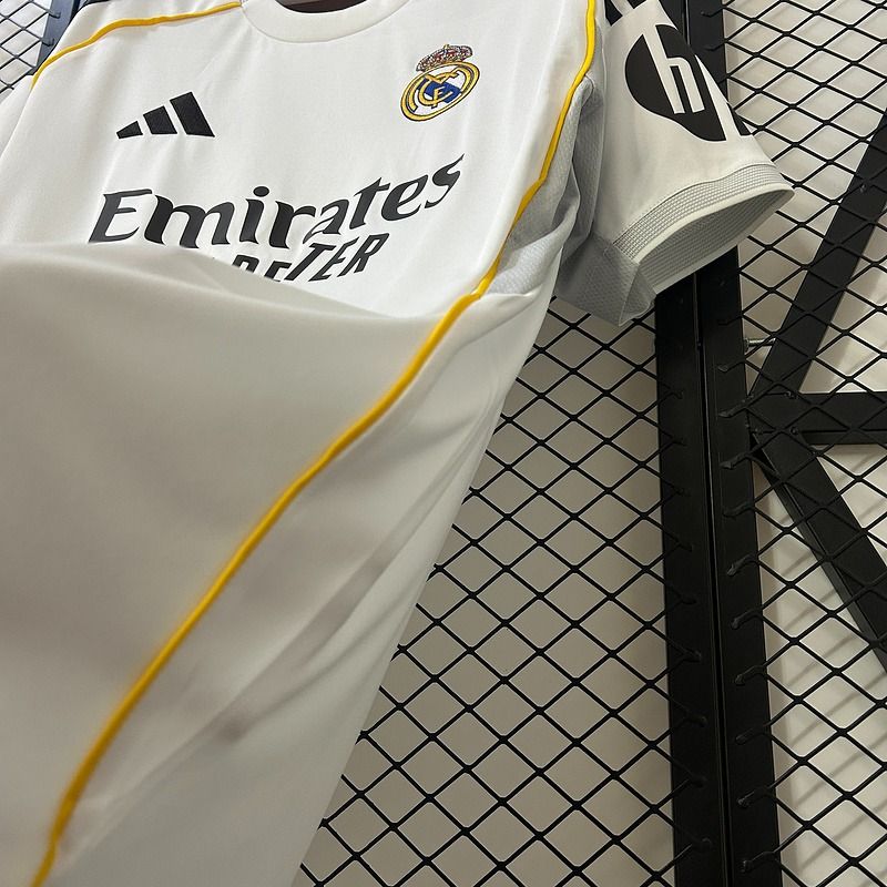 Real Madrid 2025-2026 home