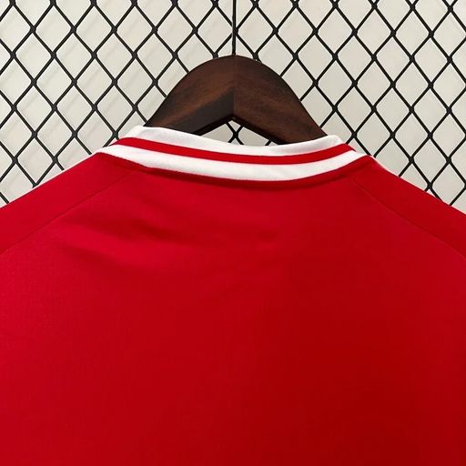 Manchester United 2024-2025 home