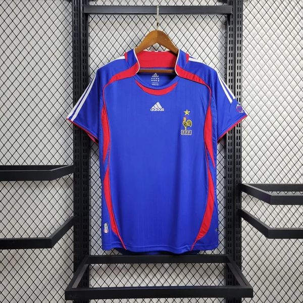 Retro France 2006 home
