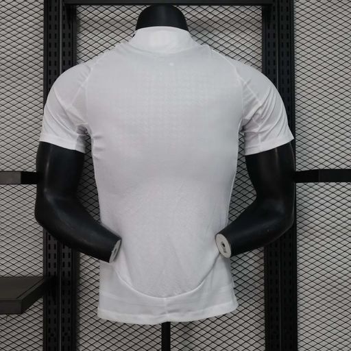 Joueur à domicile du Real Madrid 2024-2025