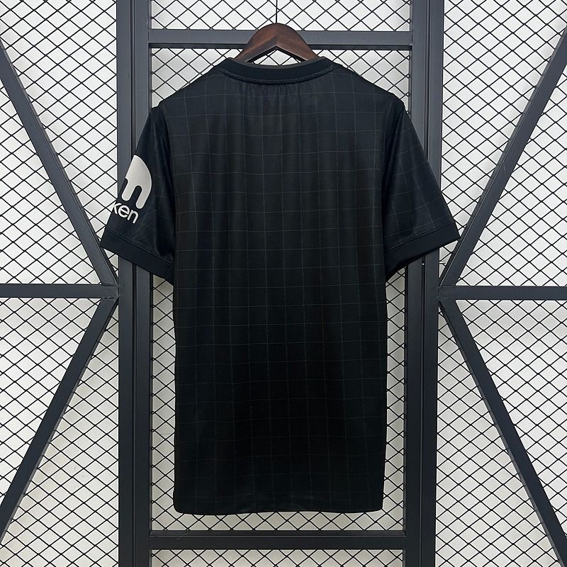 Tottenham Hotspur 2025-2026 away Secondary image