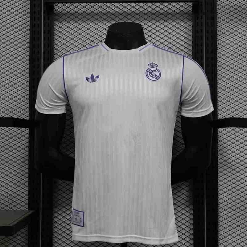 Joueur édition spéciale Real Madrid 2025-2026 Image principale du produit