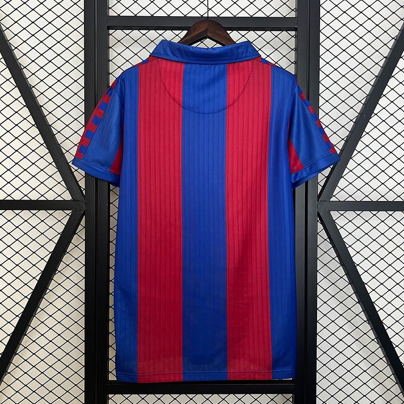 Retro FC Barcelona 1991-1992 home Secondary image