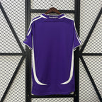Maillot extérieur rétro Real Madrid 2006-2007