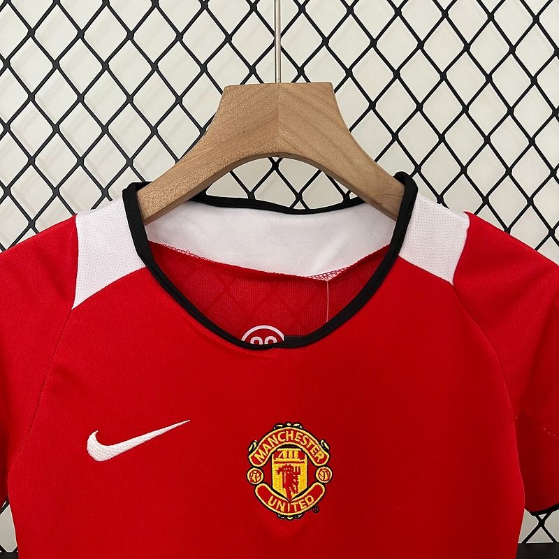 Retro Kids Manchester United 2005-2006 home