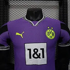 Gardien de but du BVB Dortmund 2025-2026