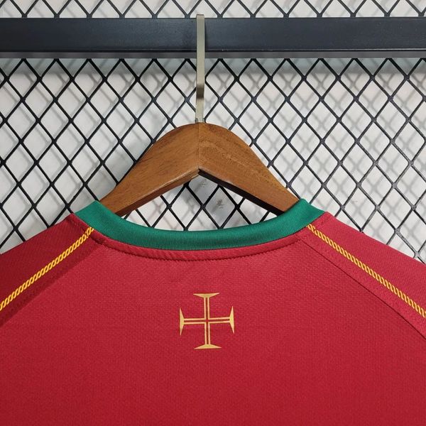 Retro Portugal 2006 home