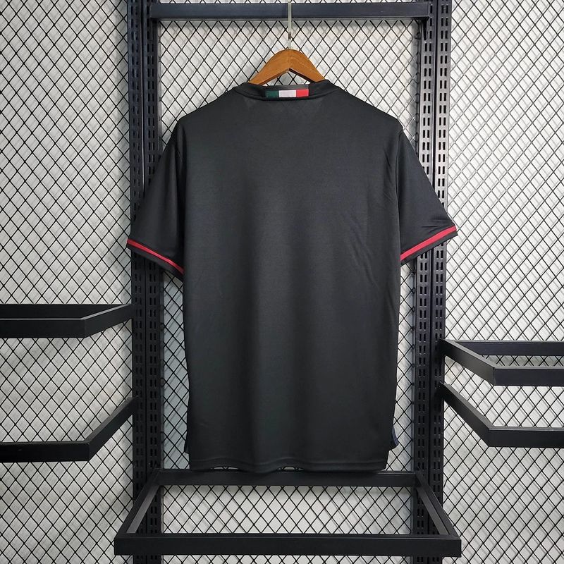 Retro AC Milan 2016-2017 home Secondary image