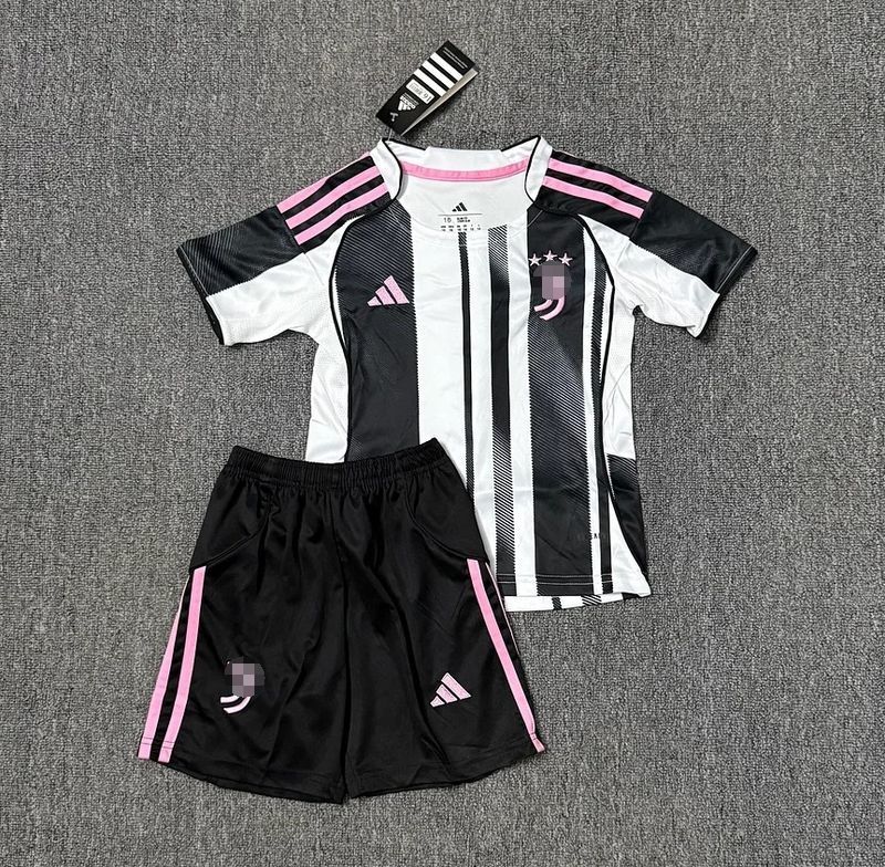 Juventus enfant domicile 2025-2026 Image principale du produit