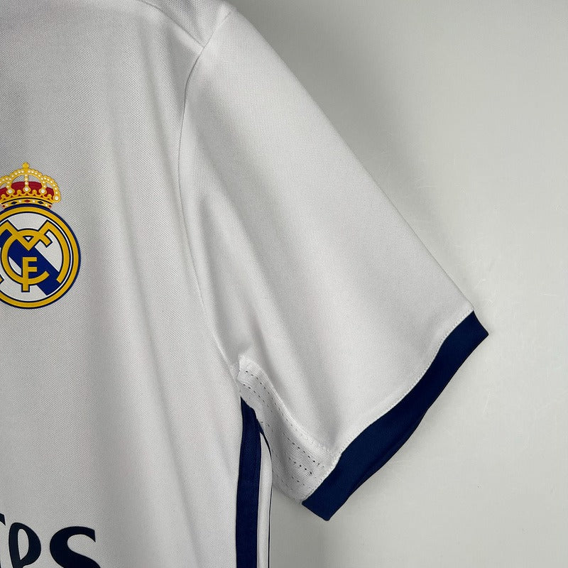 Retro Real Madrid 2016-2017 home