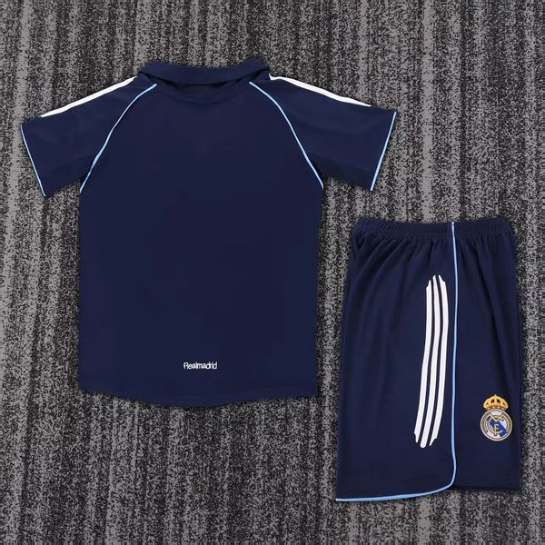 Maillot Rétro Enfant Real Madrid Extérieur 2005-2006 Image secondaire du produit