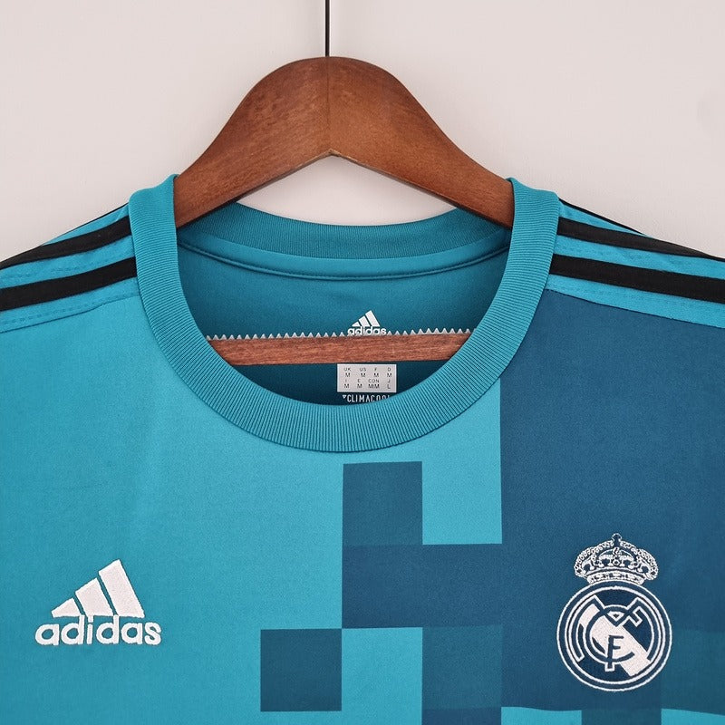 Maillot rétro Real Madrid 2017-2018 deuxième extérieur