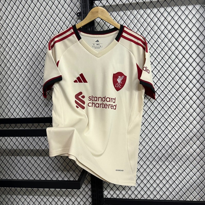 Liverpool FC 2025-2026 away
