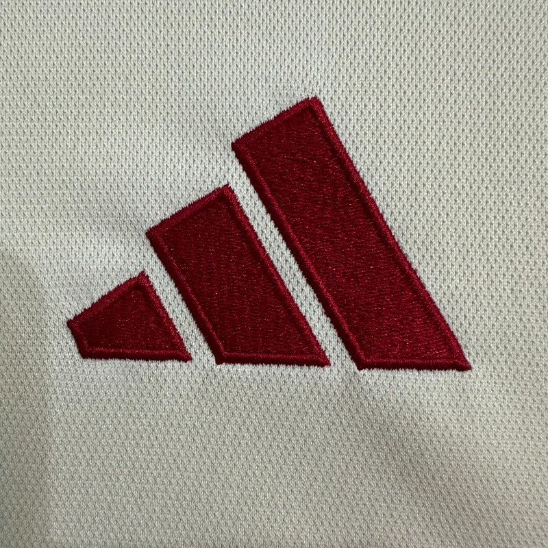 Liverpool FC 2025-2026 away