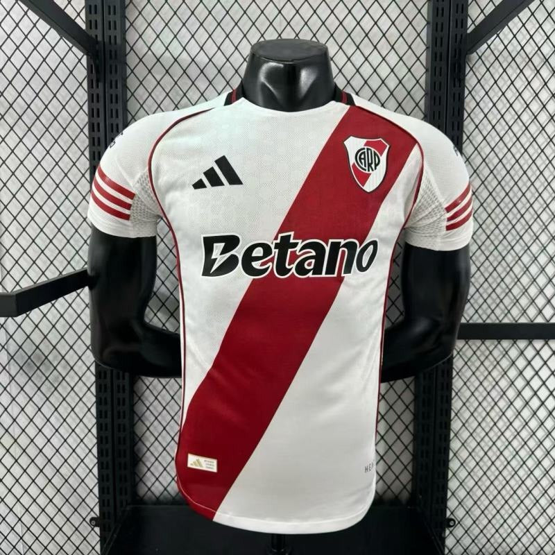 River Plate 2025-2026 home player
