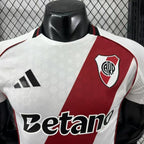 River Plate 2025-2026 home player
