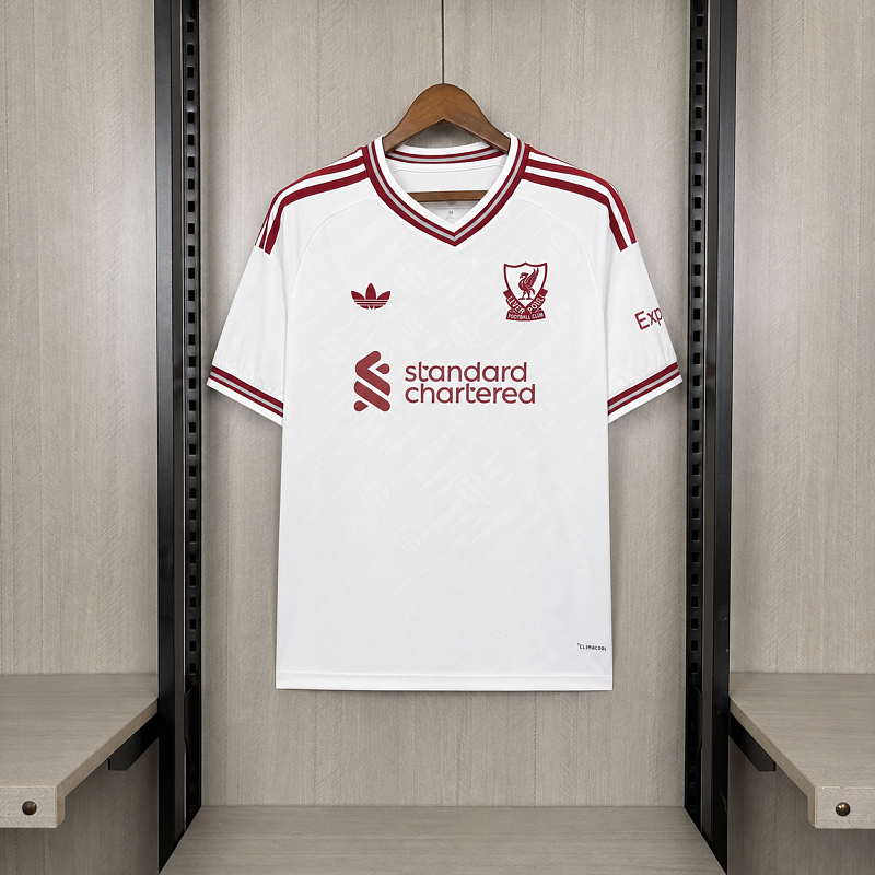 Fan extérieur du Liverpool FC 2026-2027 Image principale du produit