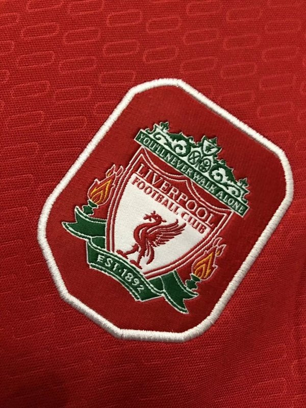 Retro Liverpool FC 2004-2005 home