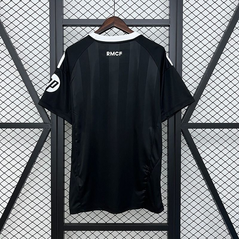 Real Madrid édition spéciale 2025-2026 Image secondaire du produit