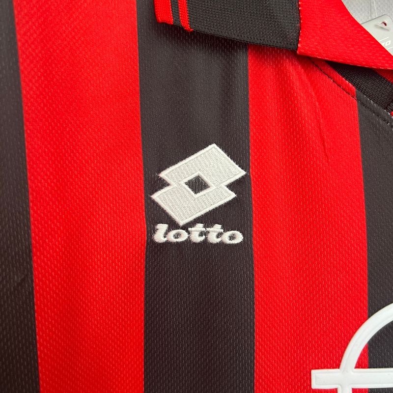 Retro AC Milan 1997 - 1998 home - WCFOOTBALLSUIT