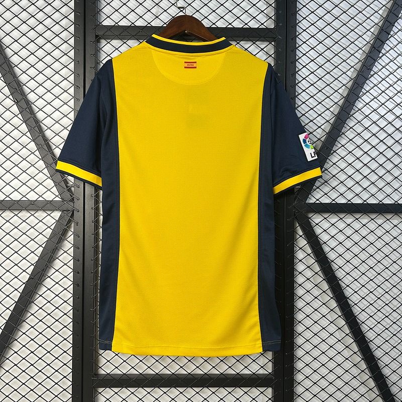 Retro Atletico Madrid 2013-2014 away Secondary image