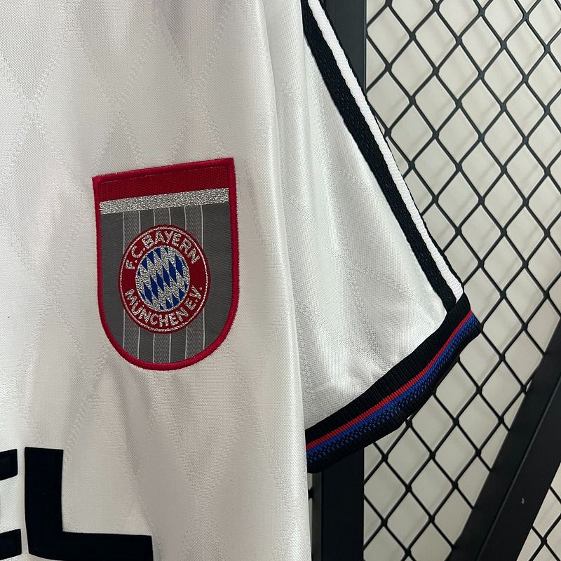 Retro Bayern München 1996 - 1998 away game - WCFOOTBALLSUIT
