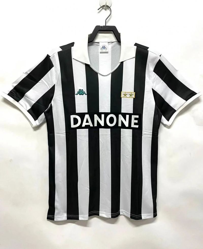 Retro Juventus 1992 - 1994 home - WCFOOTBALLSUIT