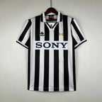 Retro Juventus 1996 - 1997 home - WCFOOTBALLSUIT