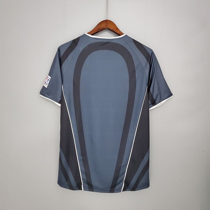 Retro PSG 2001-2002 second away Secondary image