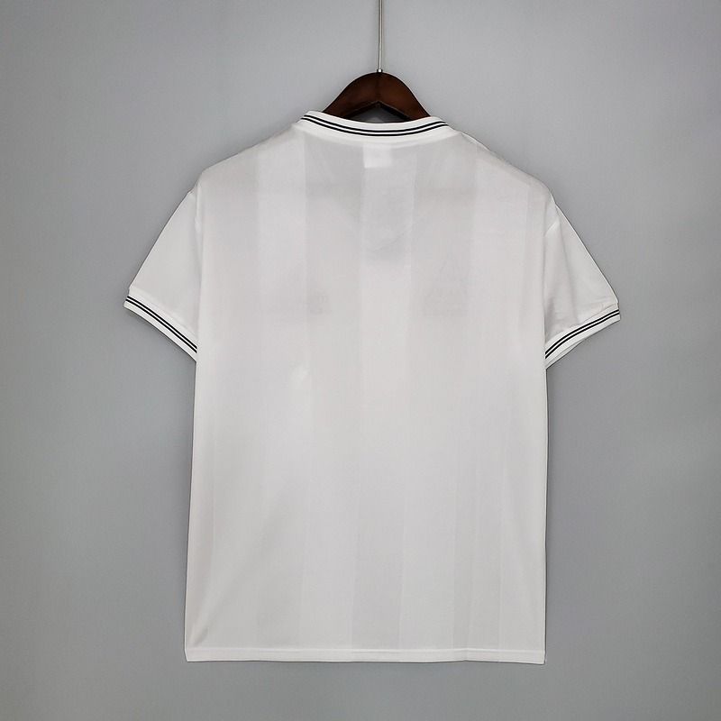Retro Tottenham Hotspur 1983-1984 home Secondary image
