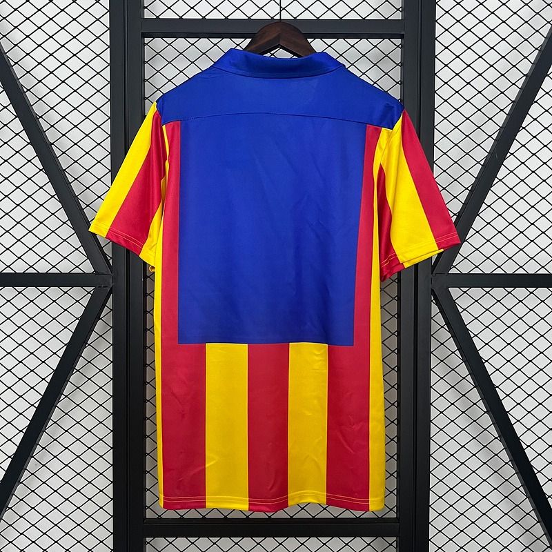 Retro Valencia CF 1980-1982 home Secondary image