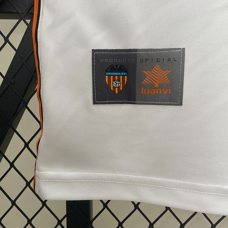 Retro Valencia CF 1999 - 2000 home - WCFOOTBALLSUIT