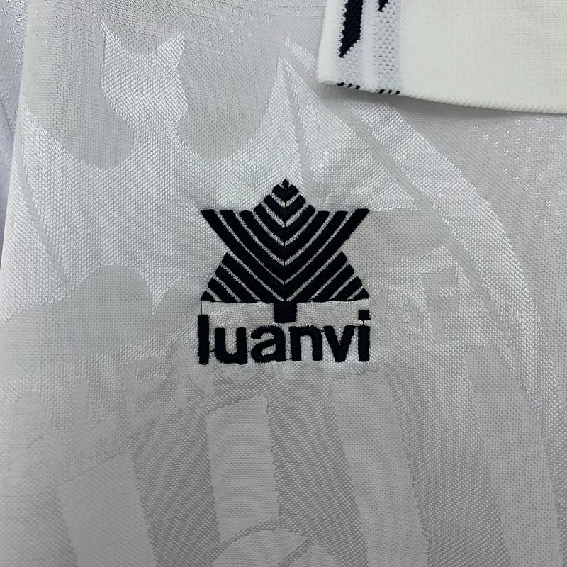Retro Valencia CF 1999 - 2000 home - WCFOOTBALLSUIT