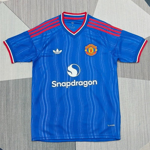 Manchester United 2026-2027 Away Fan Main image
